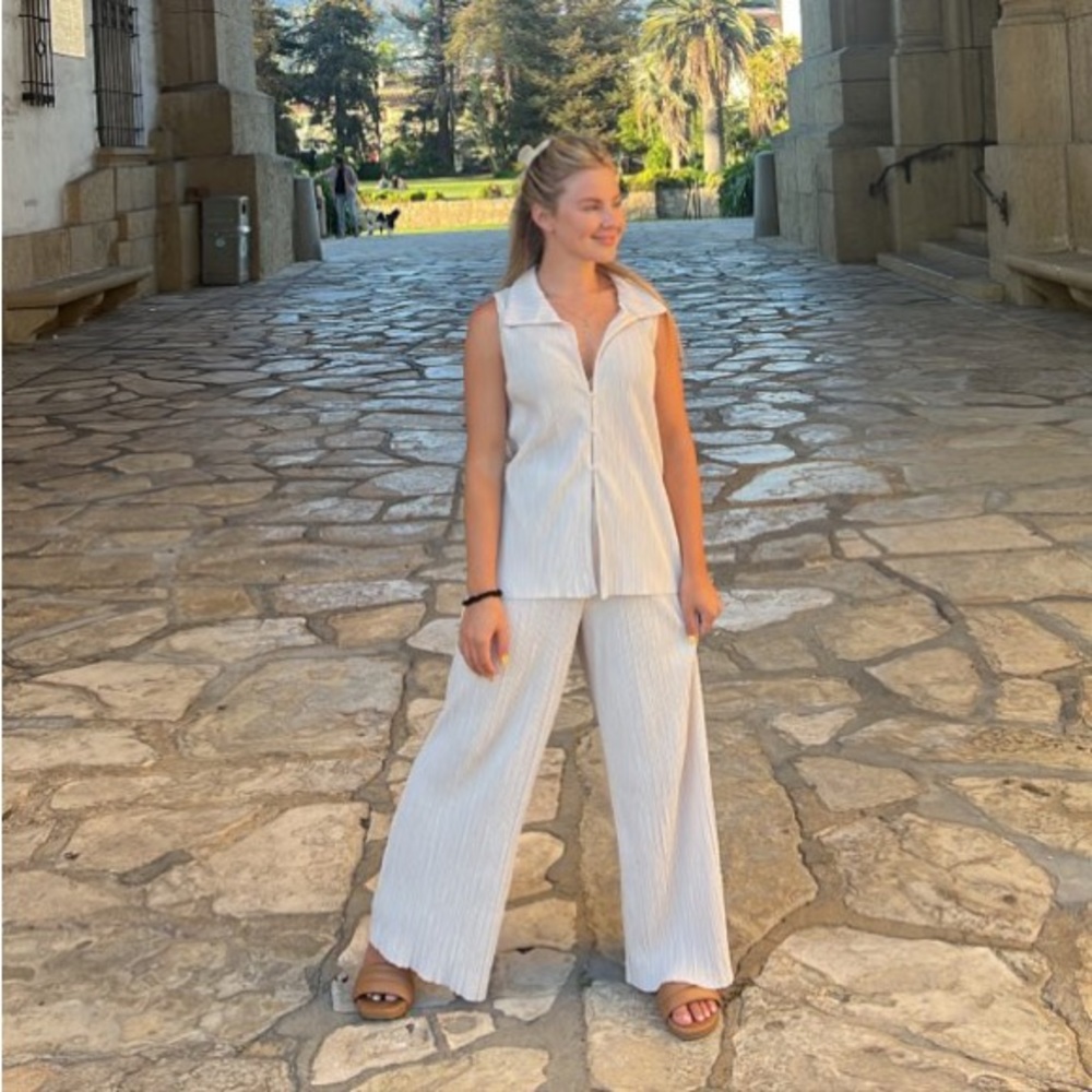 Zara pleated set